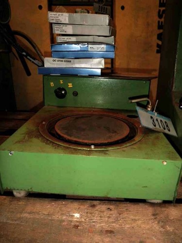 Polisseuse de laboratoire STRUERS, 1 disque, Ø 200 mm 